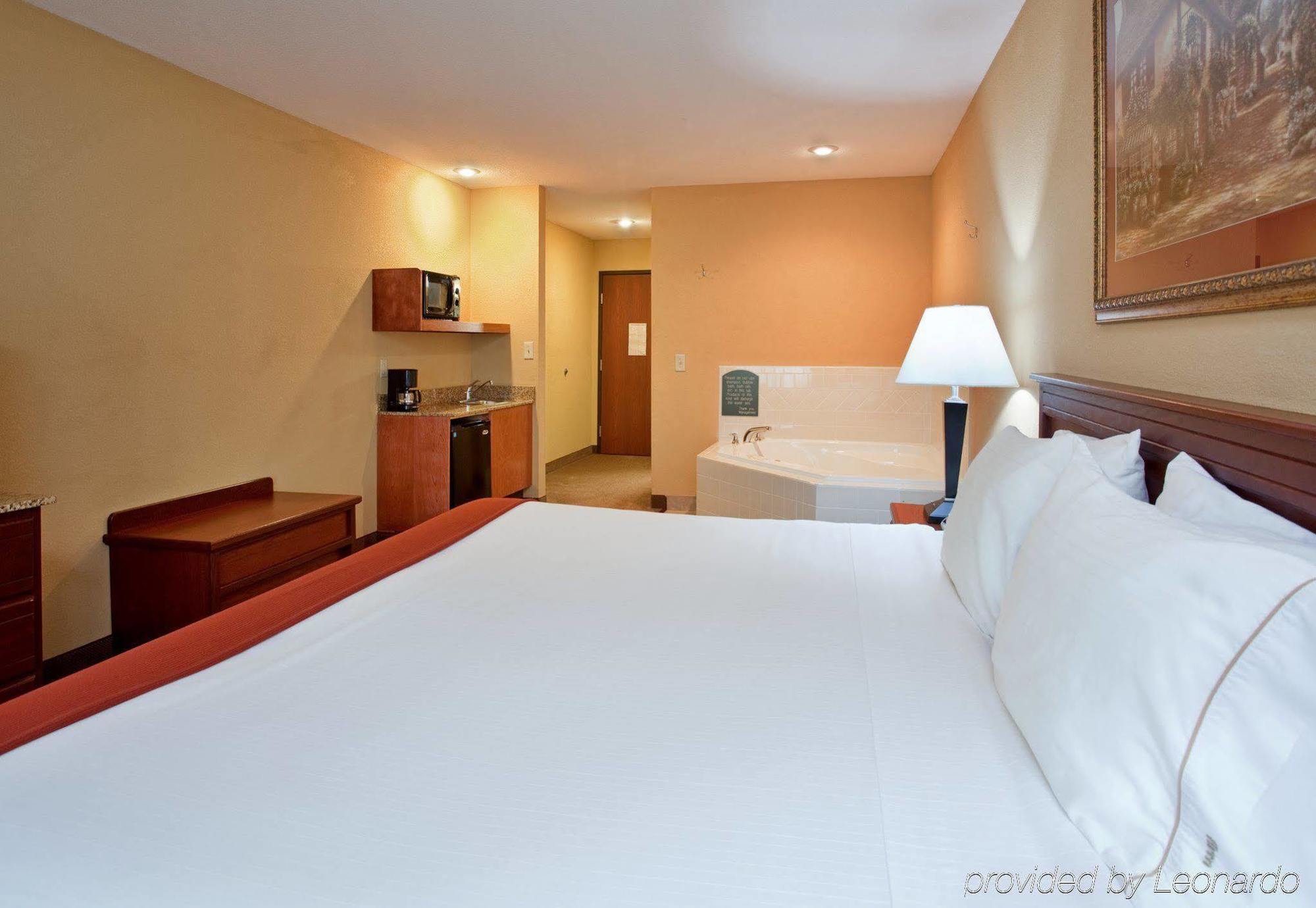 Holiday Inn Express Hotel & Suites Maryville By Ihg Camera foto